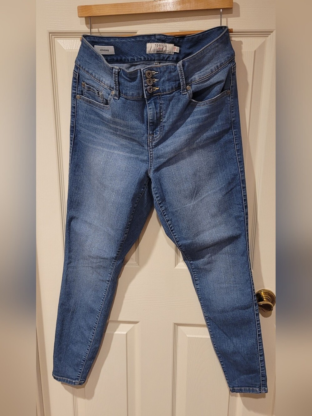 torrid Blue Wash High-Rise Skinny Jeans